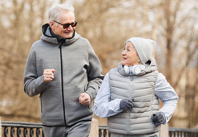 Physical Therapy Can Help You Stay Active This Winter